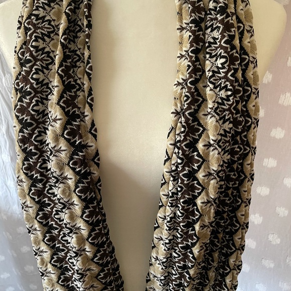 Infinity scarf - Picture 2 of 4